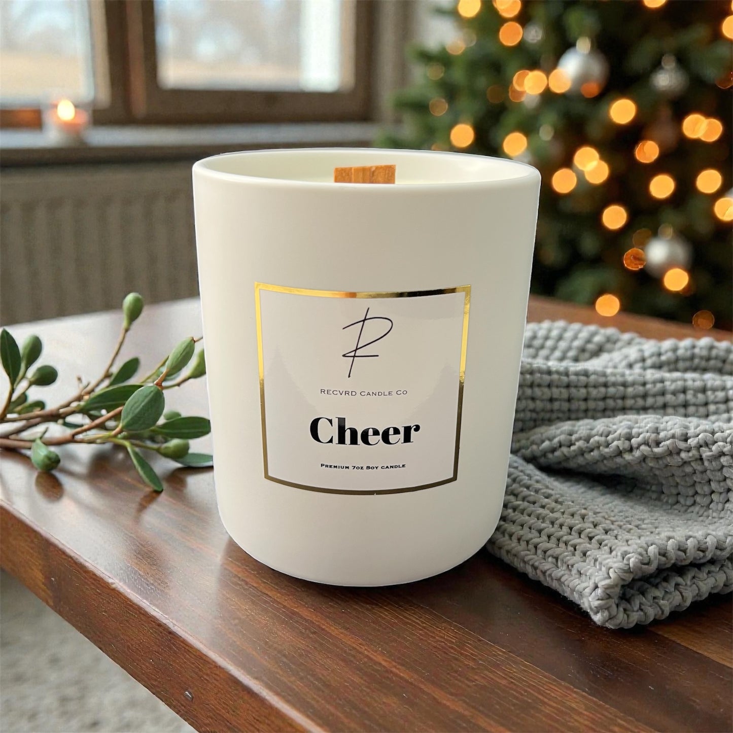 HOLIDAY 12oz WHITE CERAMIC CANDLE