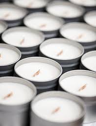 HOLIDAY 4oz TIN CANDLE